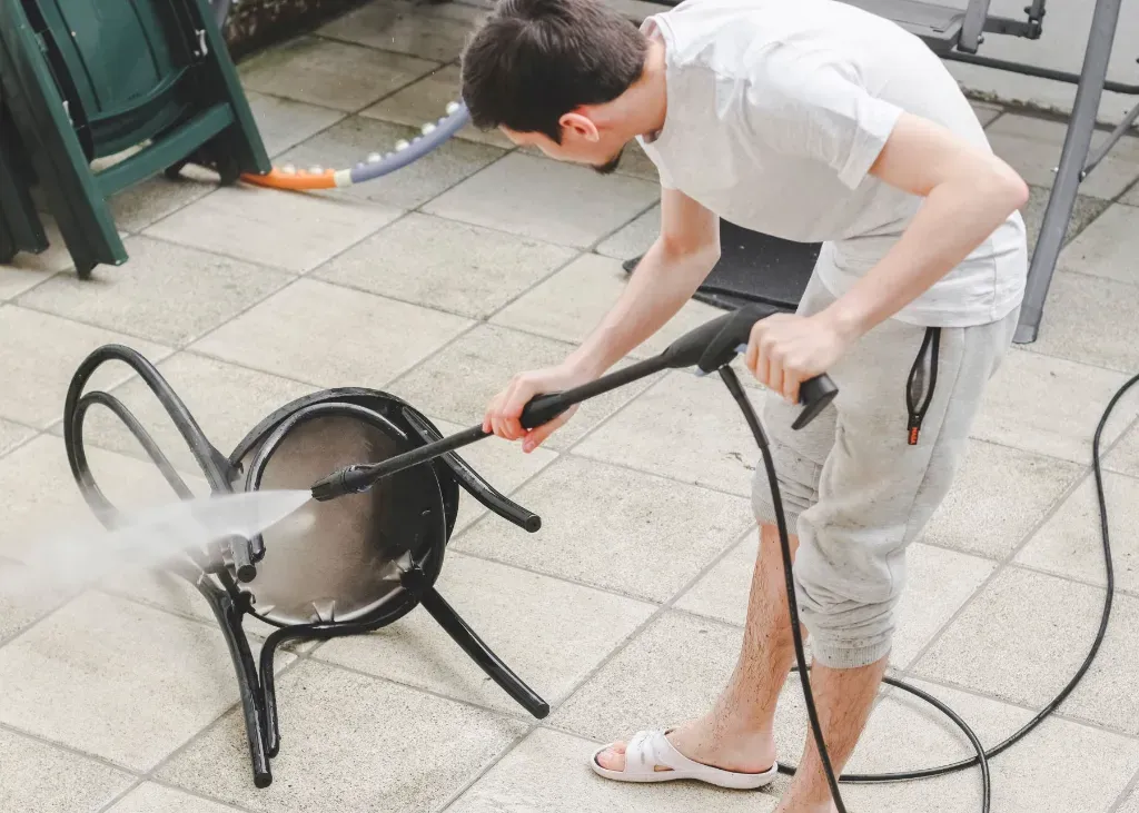 Przedłuż żywotność swoich sprzętów ogrodowych